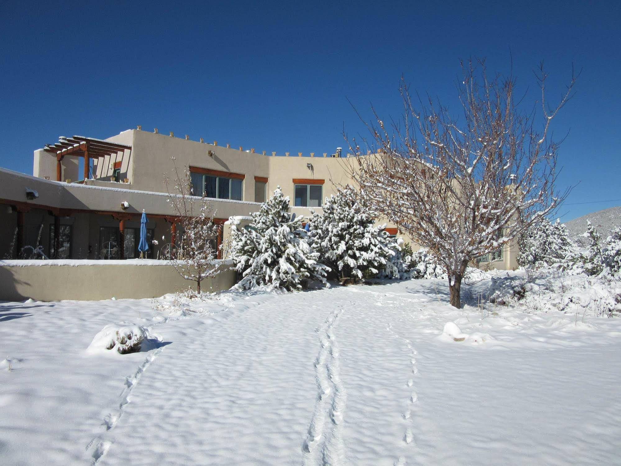 Adobe and Stars Bed and Breakfast Inn