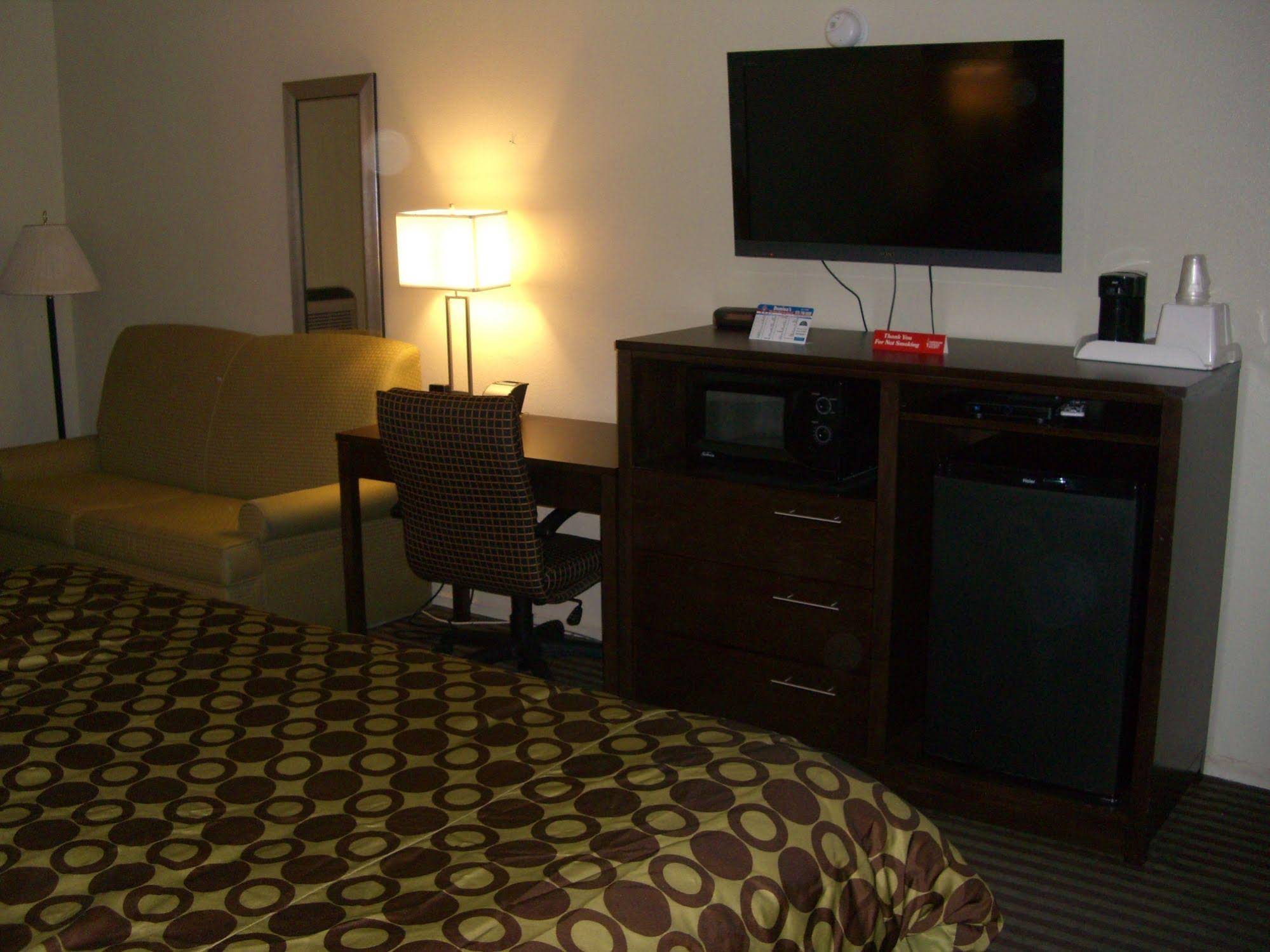 Budget Inn
