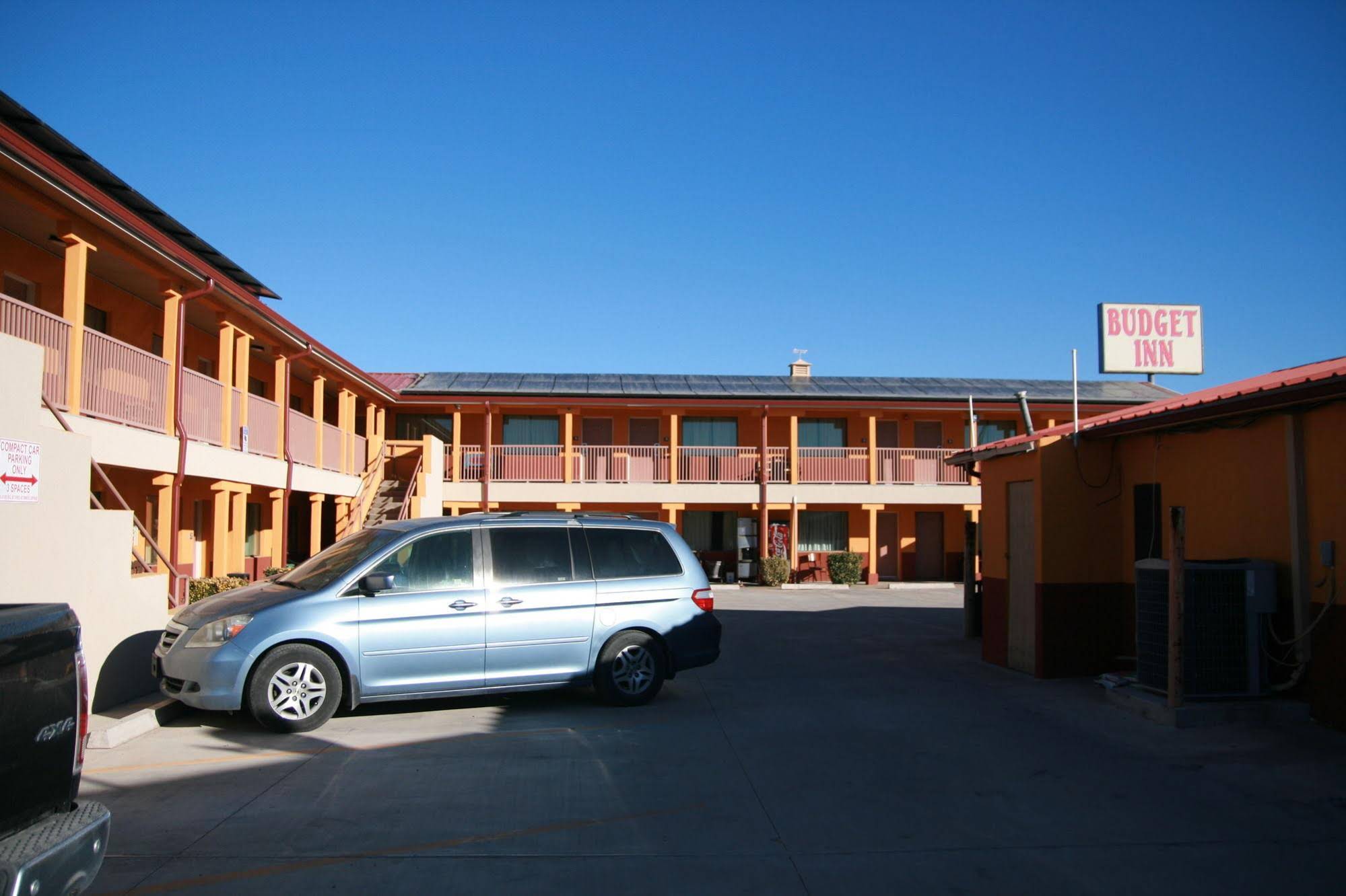 Budget Inn