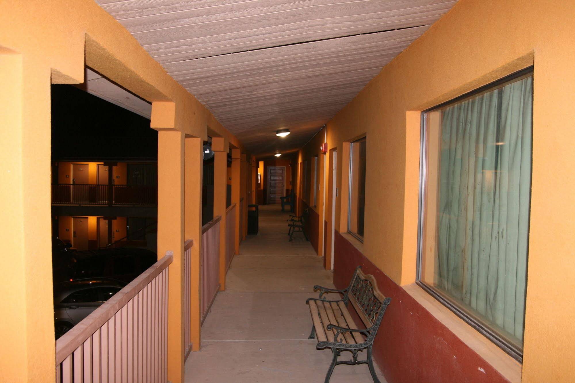 Budget Inn