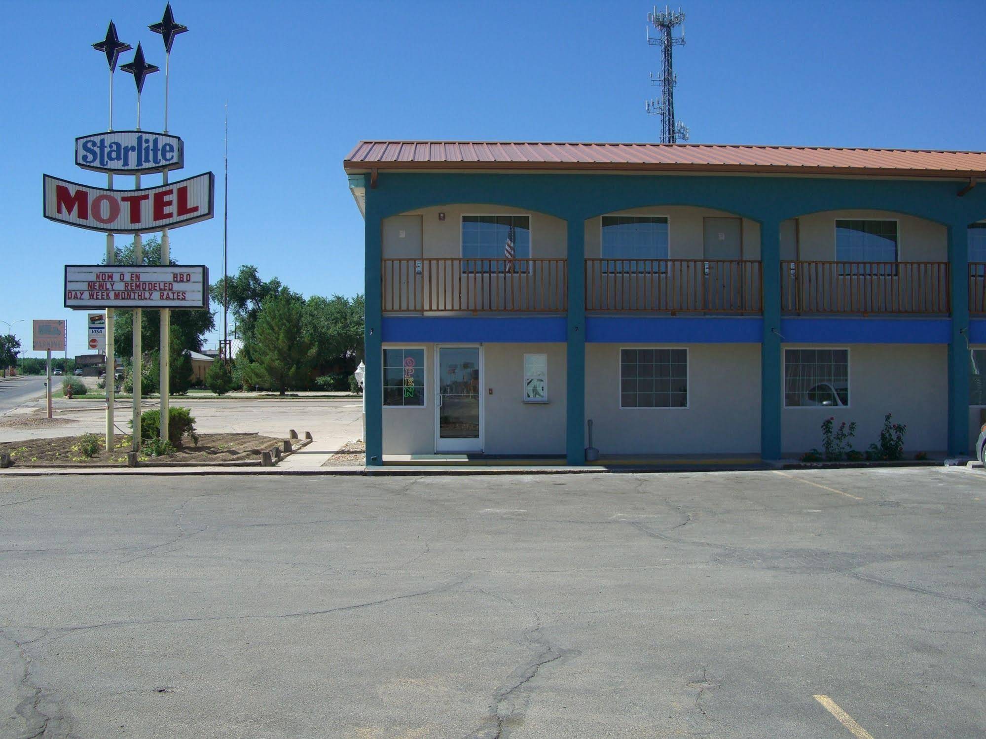 La Hacienda Inn