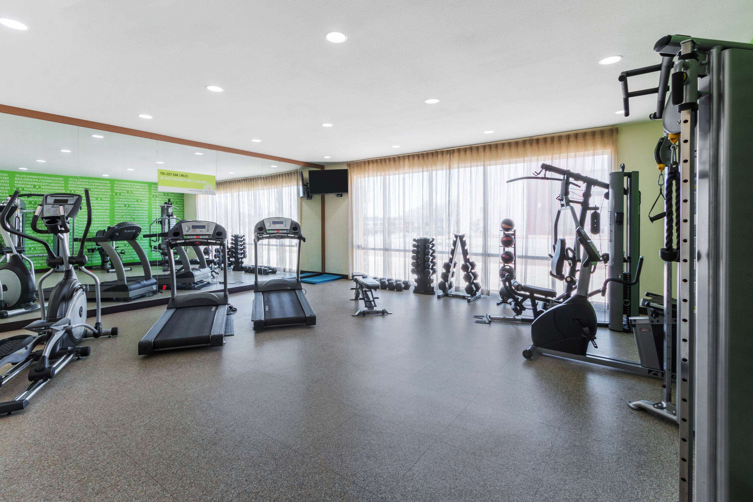 La Quinta Inn & Suites by Wyndham Artesia