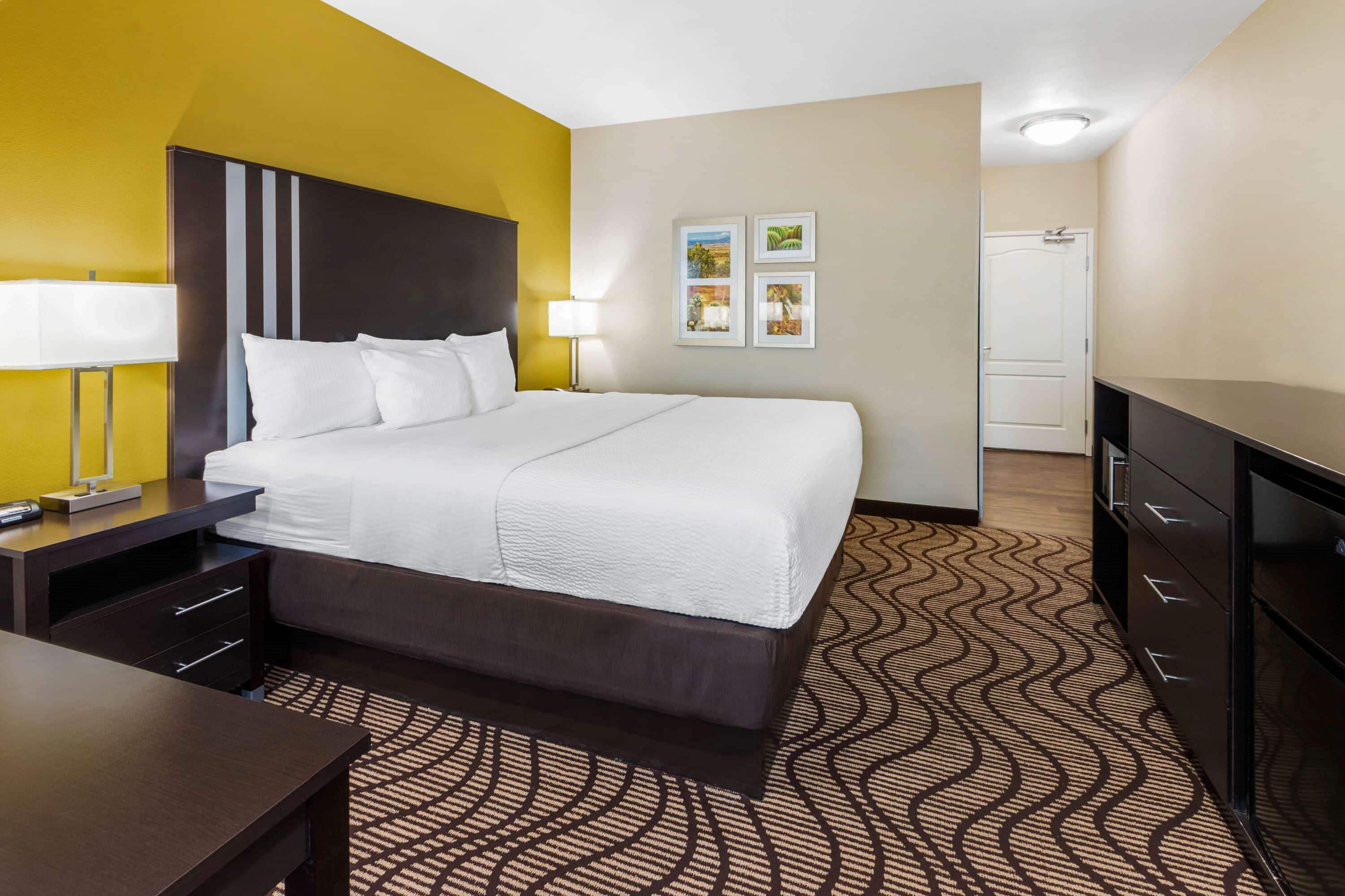 La Quinta Inn & Suites by Wyndham Artesia