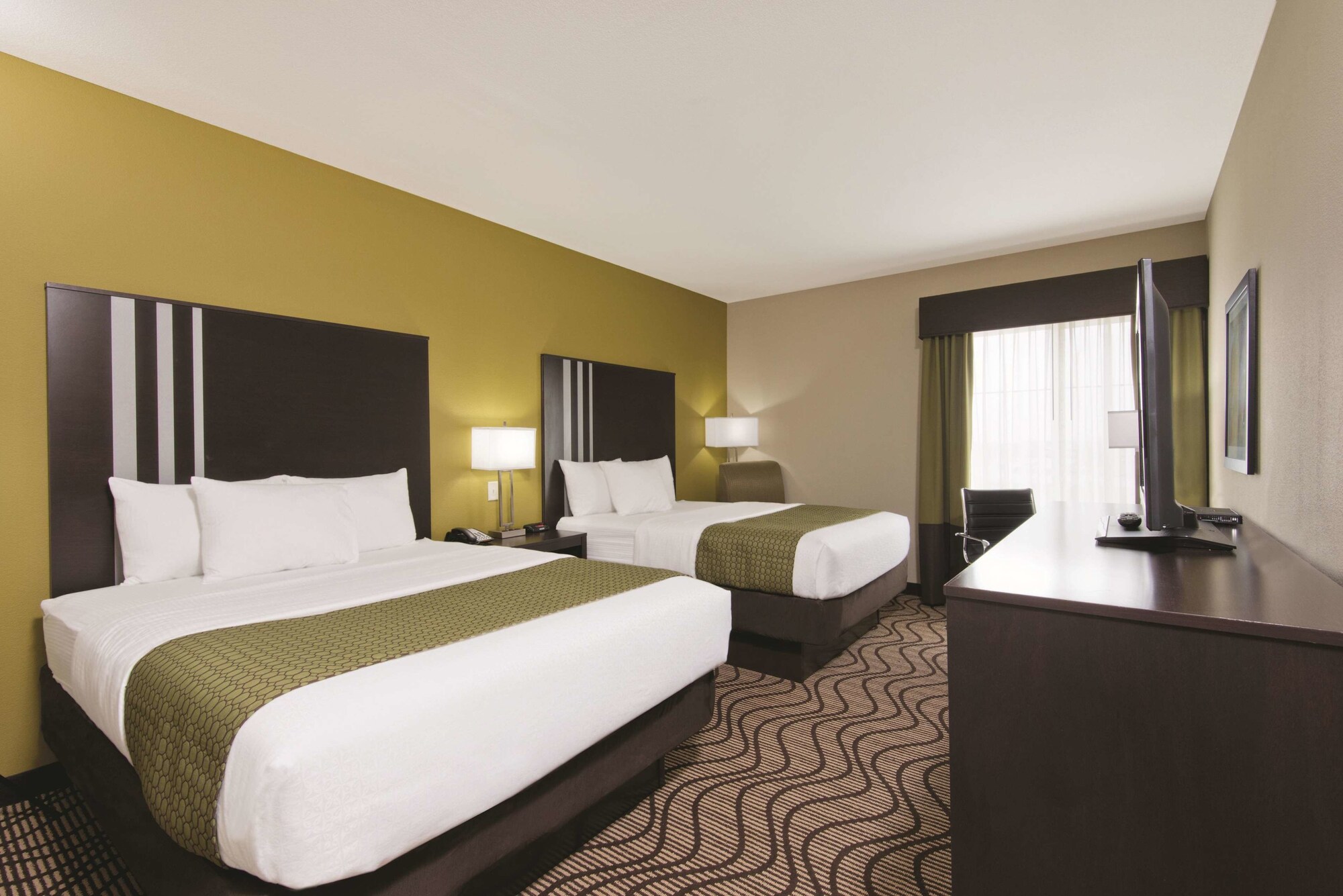 La Quinta Inn & Suites by Wyndham Artesia