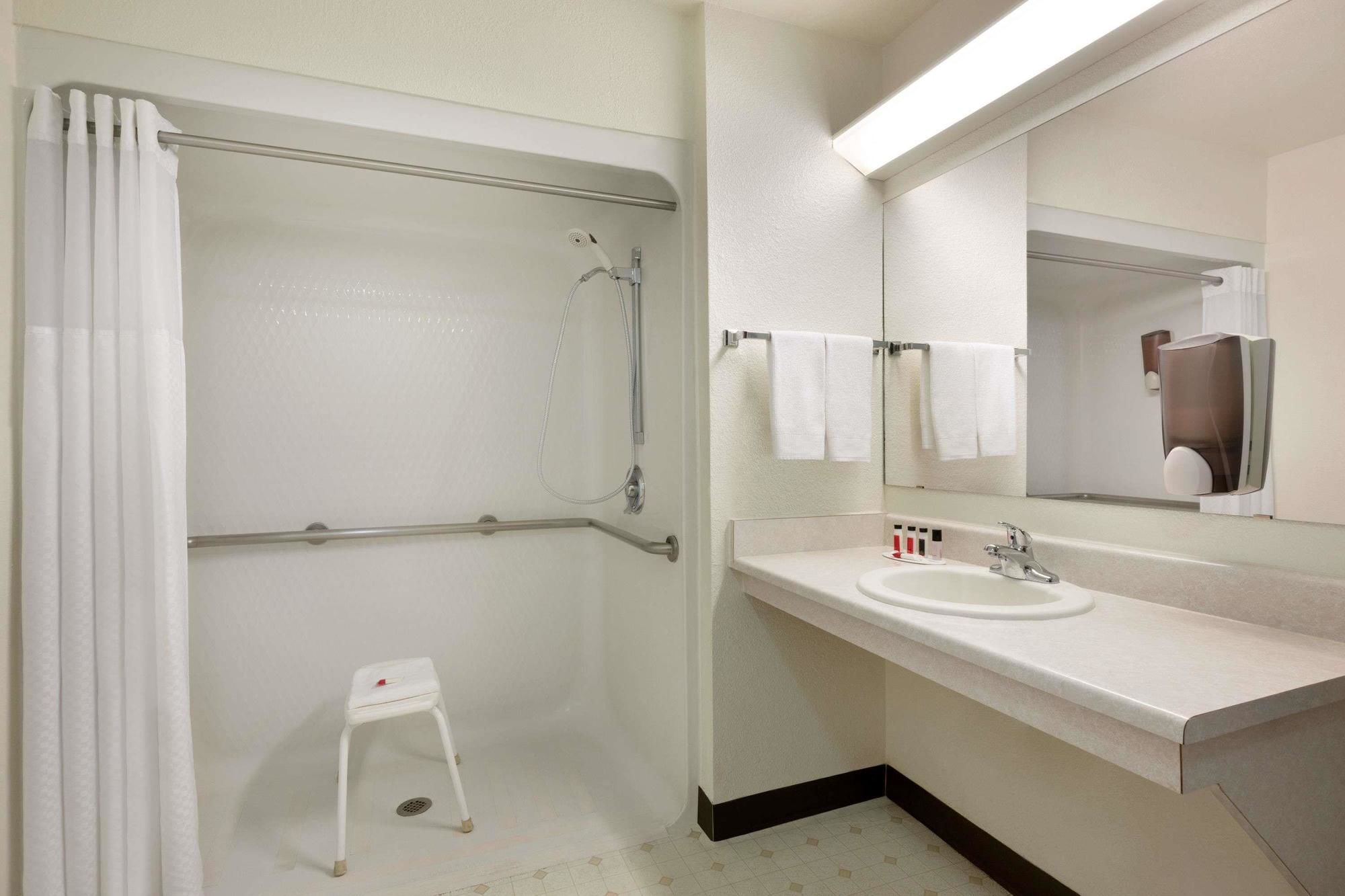 Travelodge by Wyndham Belen
