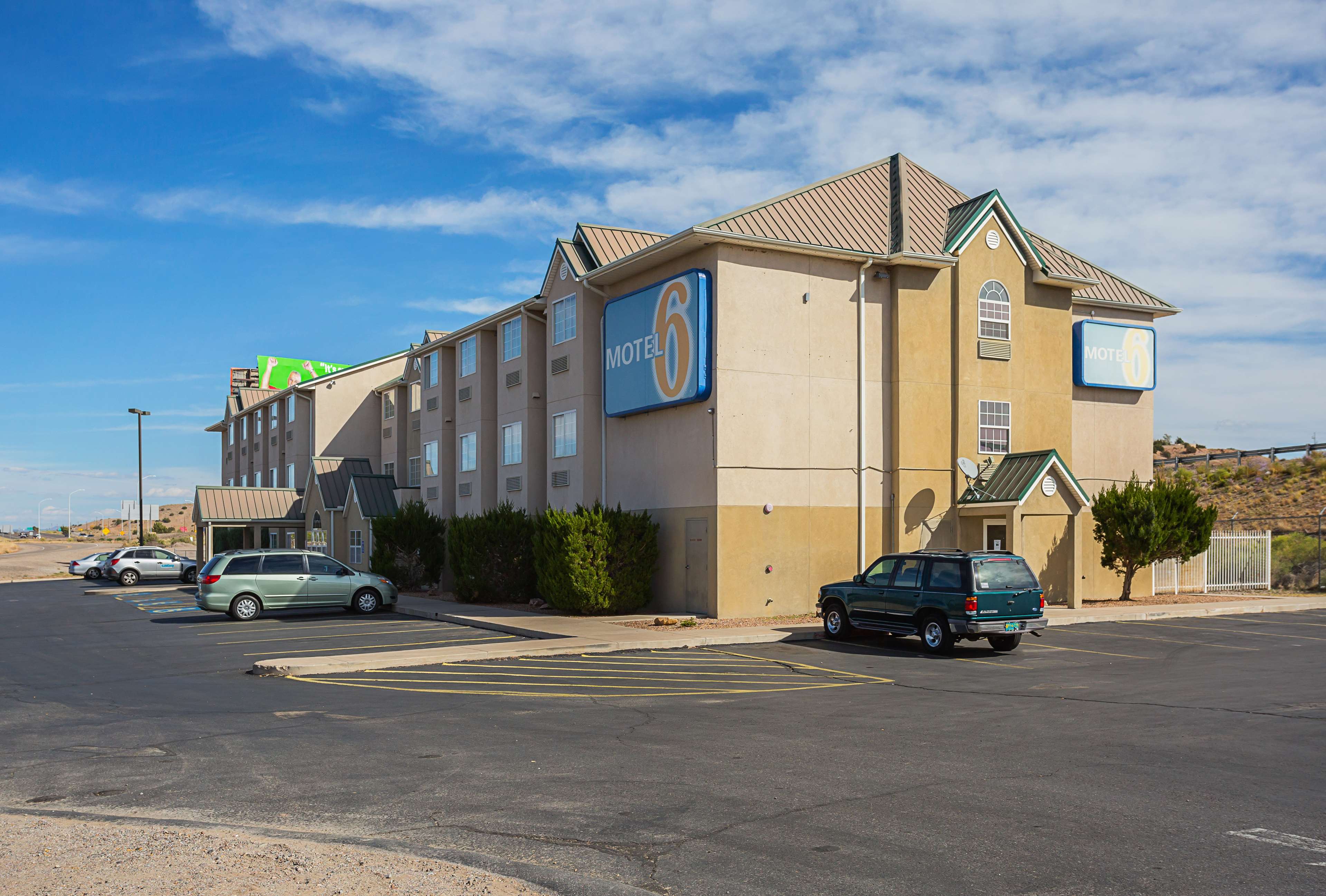 Motel 6 Bernalillo