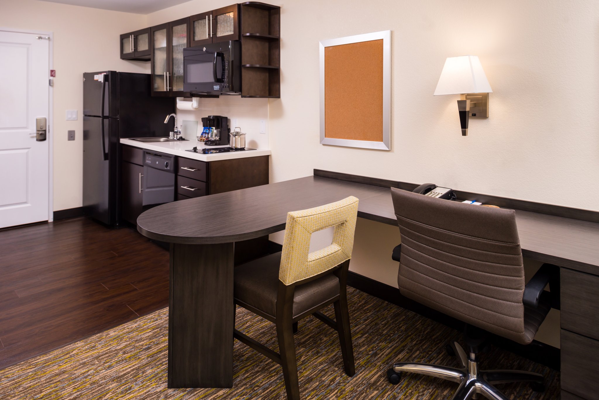 Candlewood Suites Carlsbad South