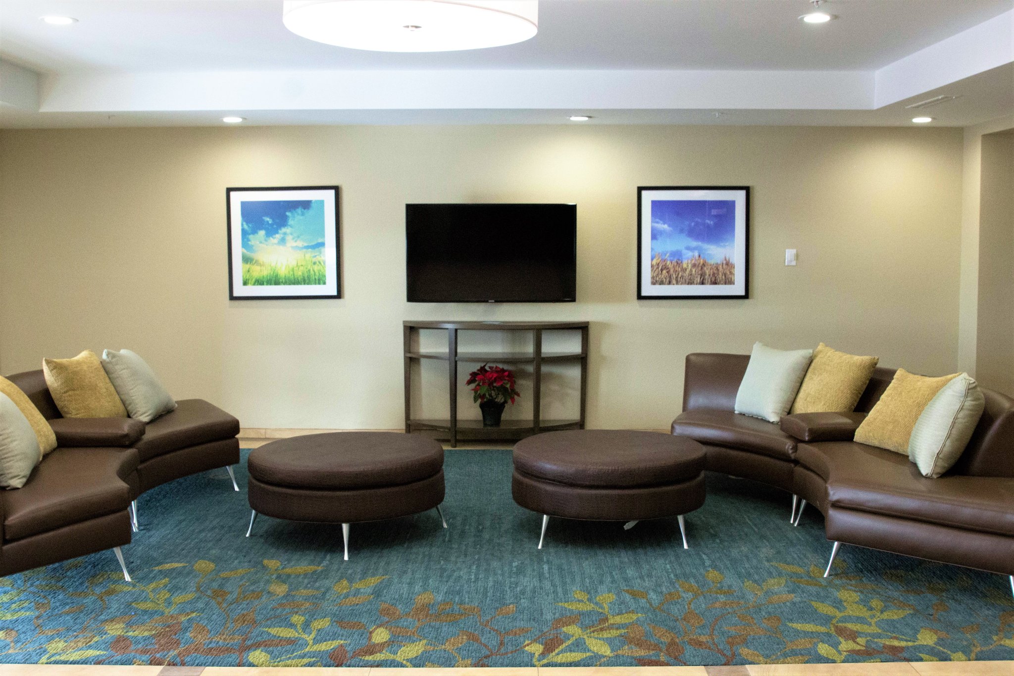 Candlewood Suites Carlsbad South
