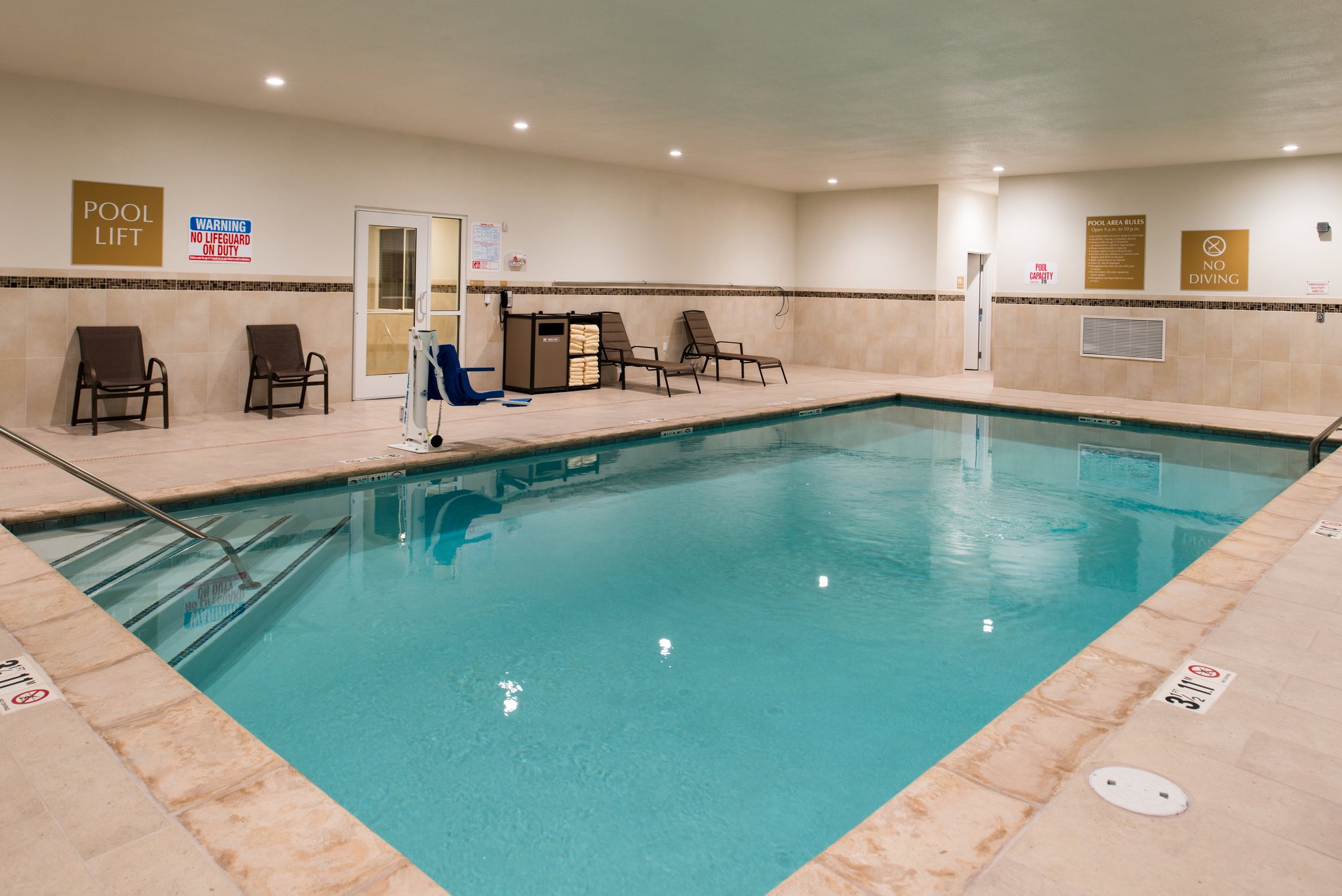 Candlewood Suites Carlsbad South