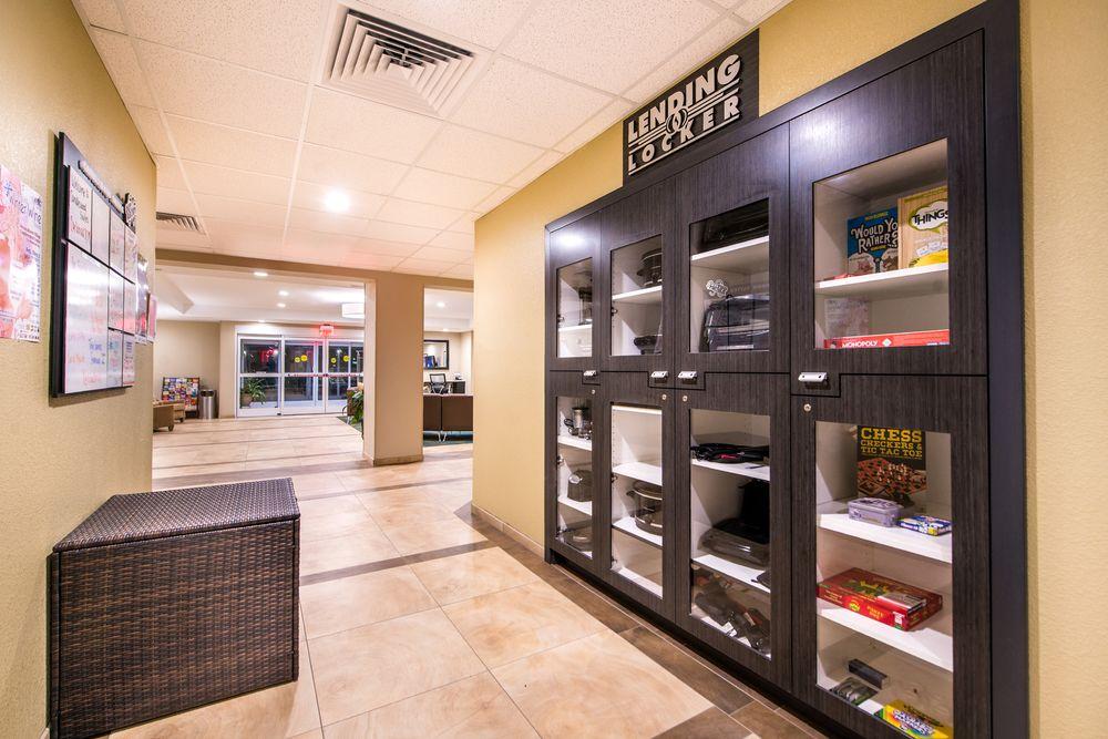 Candlewood Suites Carlsbad South