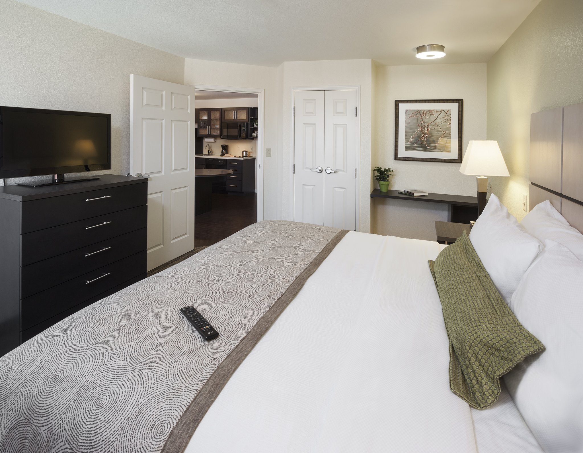 Candlewood Suites Carlsbad South