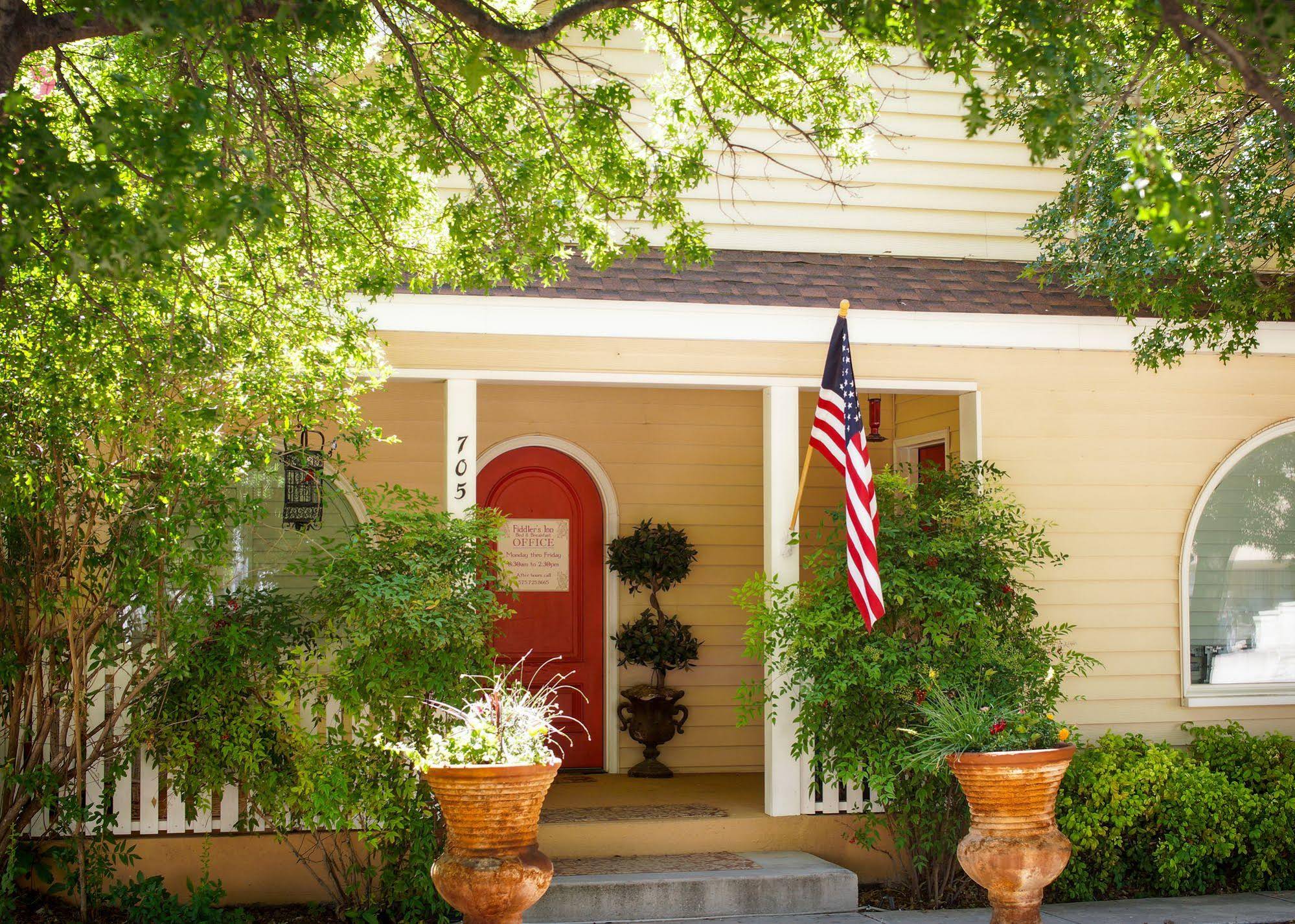 Fiddler's Inn Bed & Breakfast