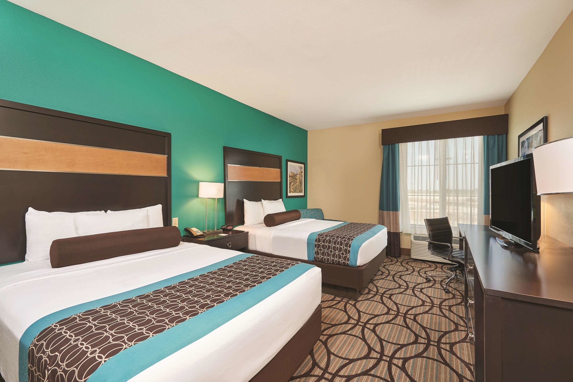 La Quinta Inn & Suites by Wyndham Carlsbad