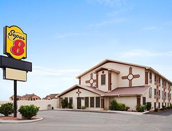 Super 8 by Wyndham Carlsbad