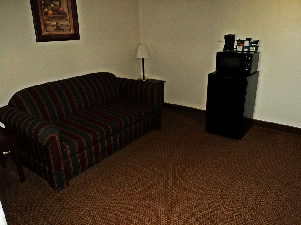 Travelodge by Wyndham Carlsbad NM