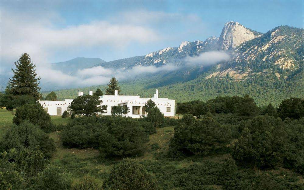 Casa del Gavilan Historic Inn