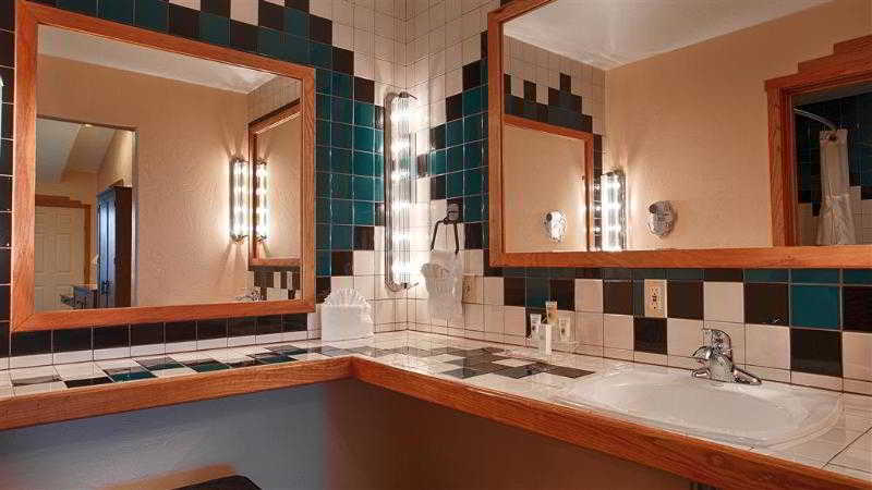 Best Western Kokopelli Lodge