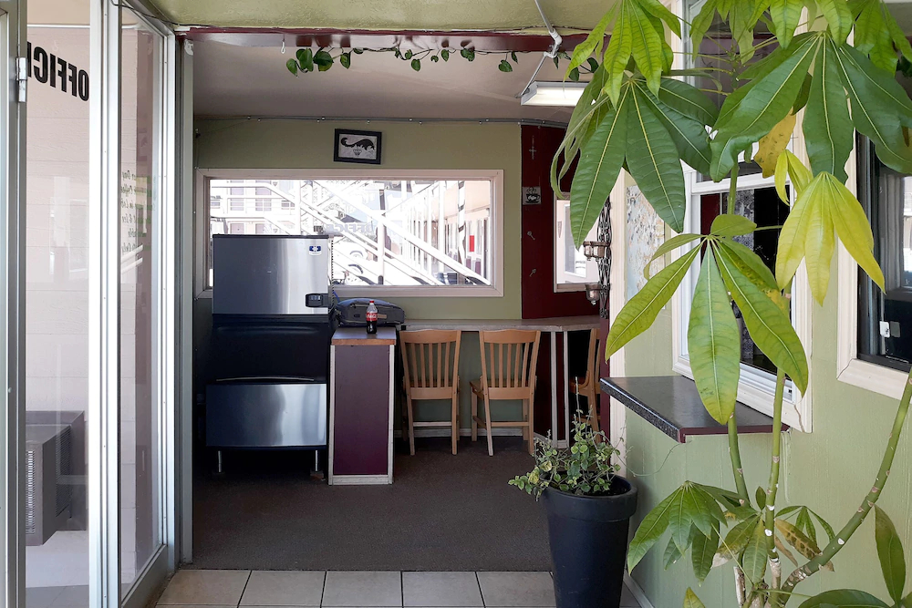 Hotel Kings at Clovis by OYO Rooms