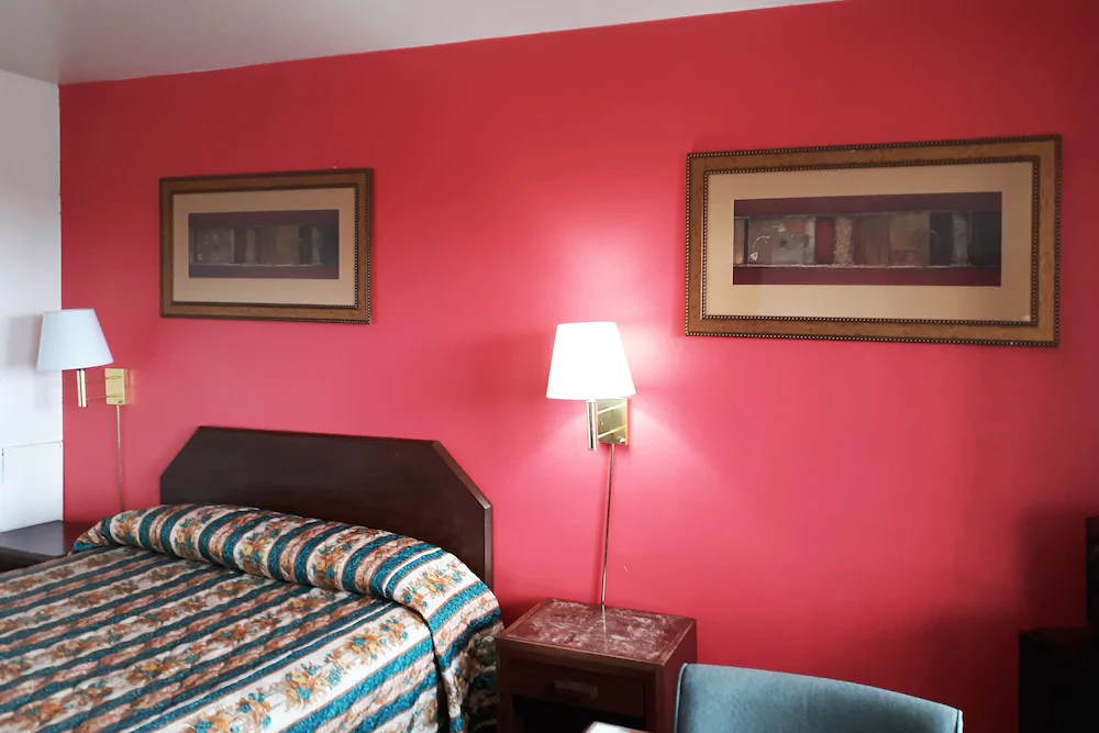 Hotel Kings at Clovis by OYO Rooms