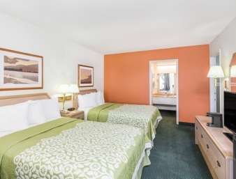 Days Inn by Wyndham Deming