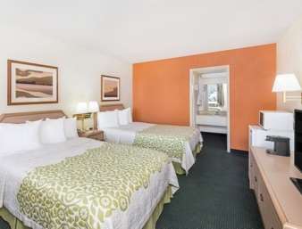 Days Inn by Wyndham Deming
