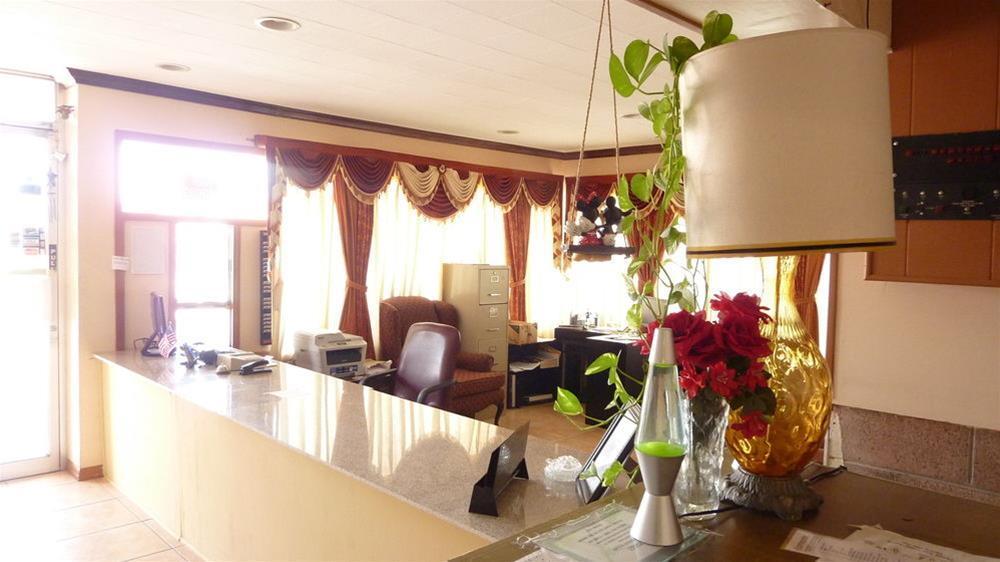 Executive Inn Deming