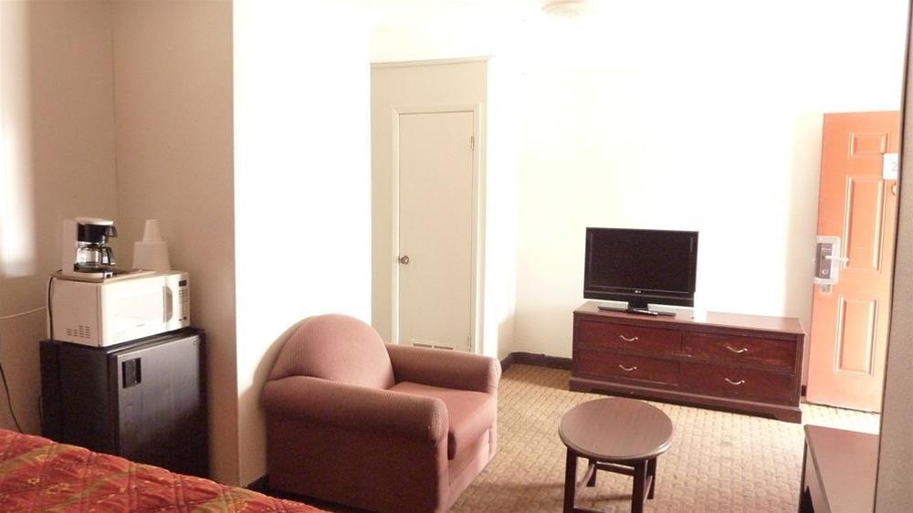 Executive Inn Deming