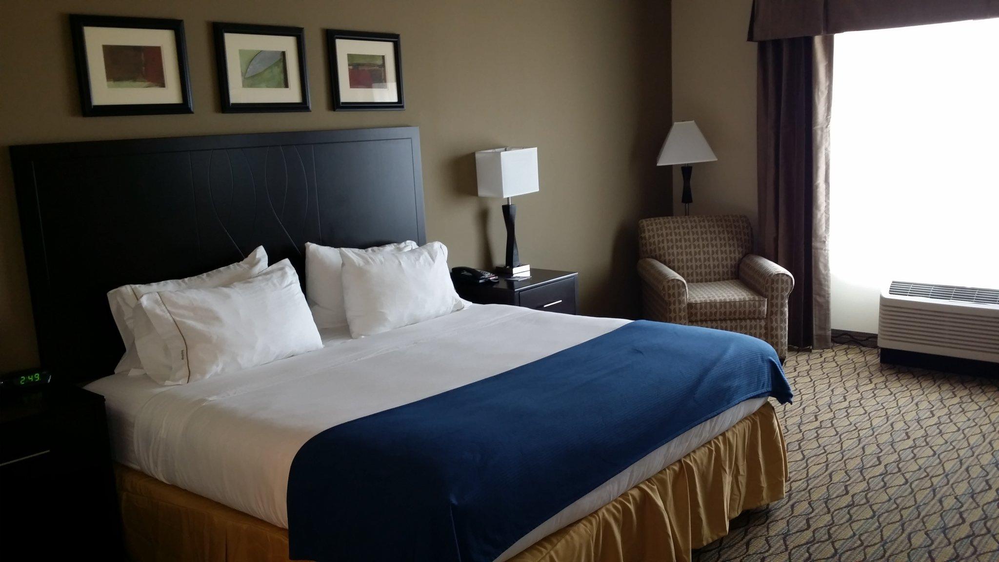 Holiday Inn Express & Suites Deming Mimbres Valley