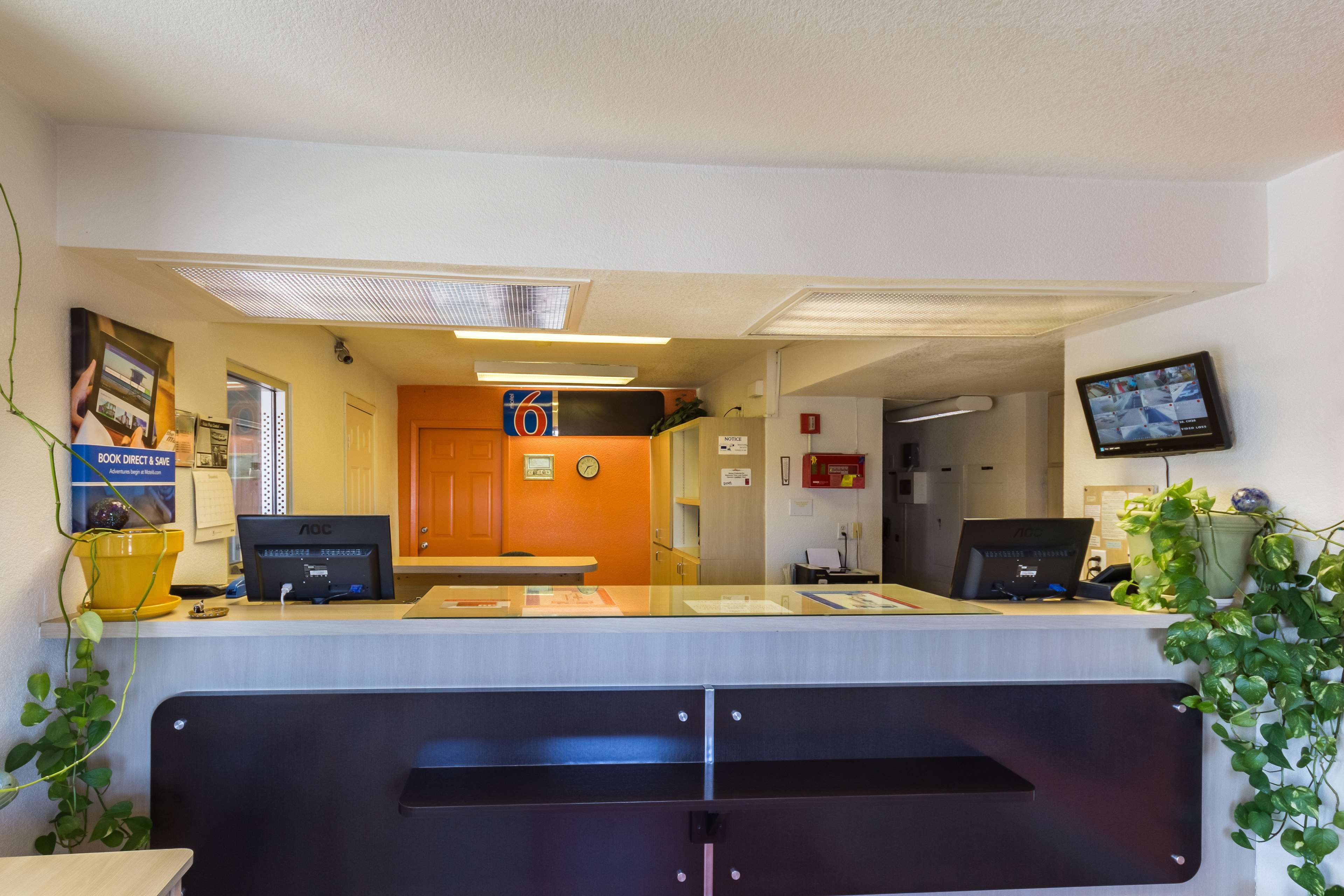 Motel 6 Deming