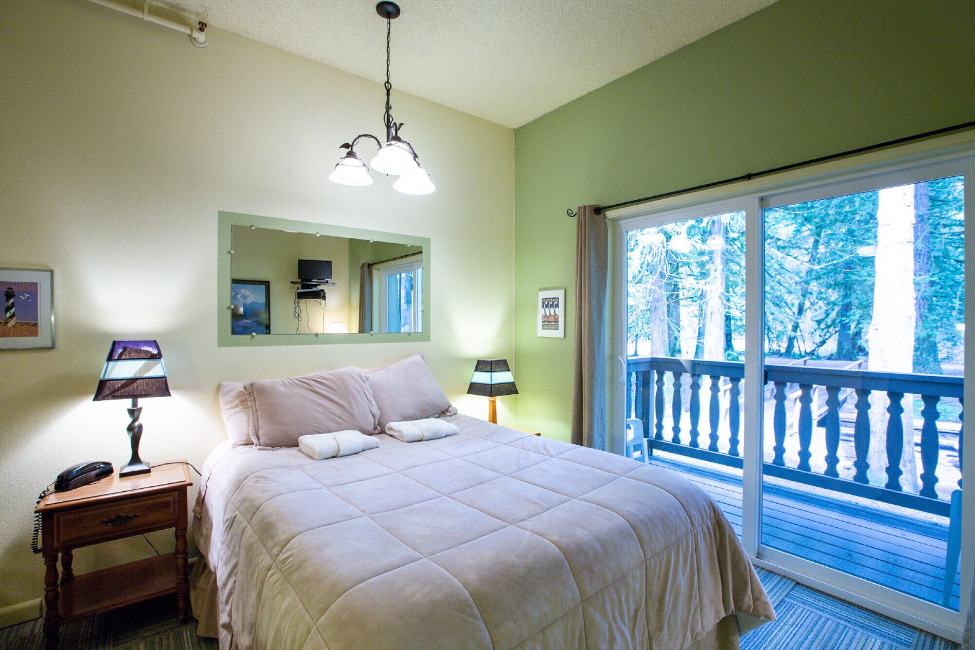 Snowline Lodge by Mt. Baker Lodging