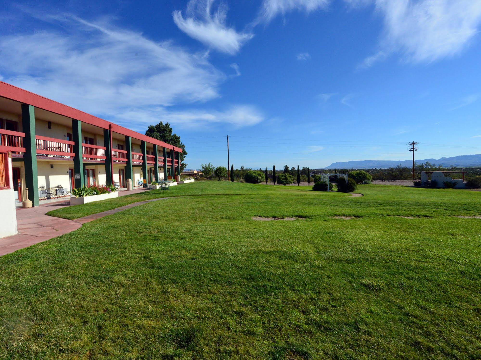 Elephant Butte Inn & Spa