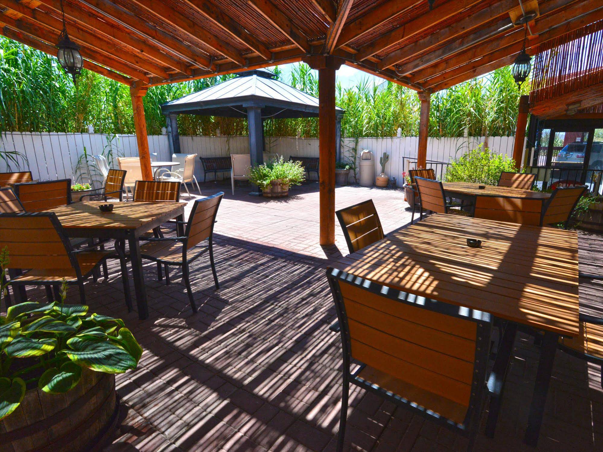 Elephant Butte Inn & Spa