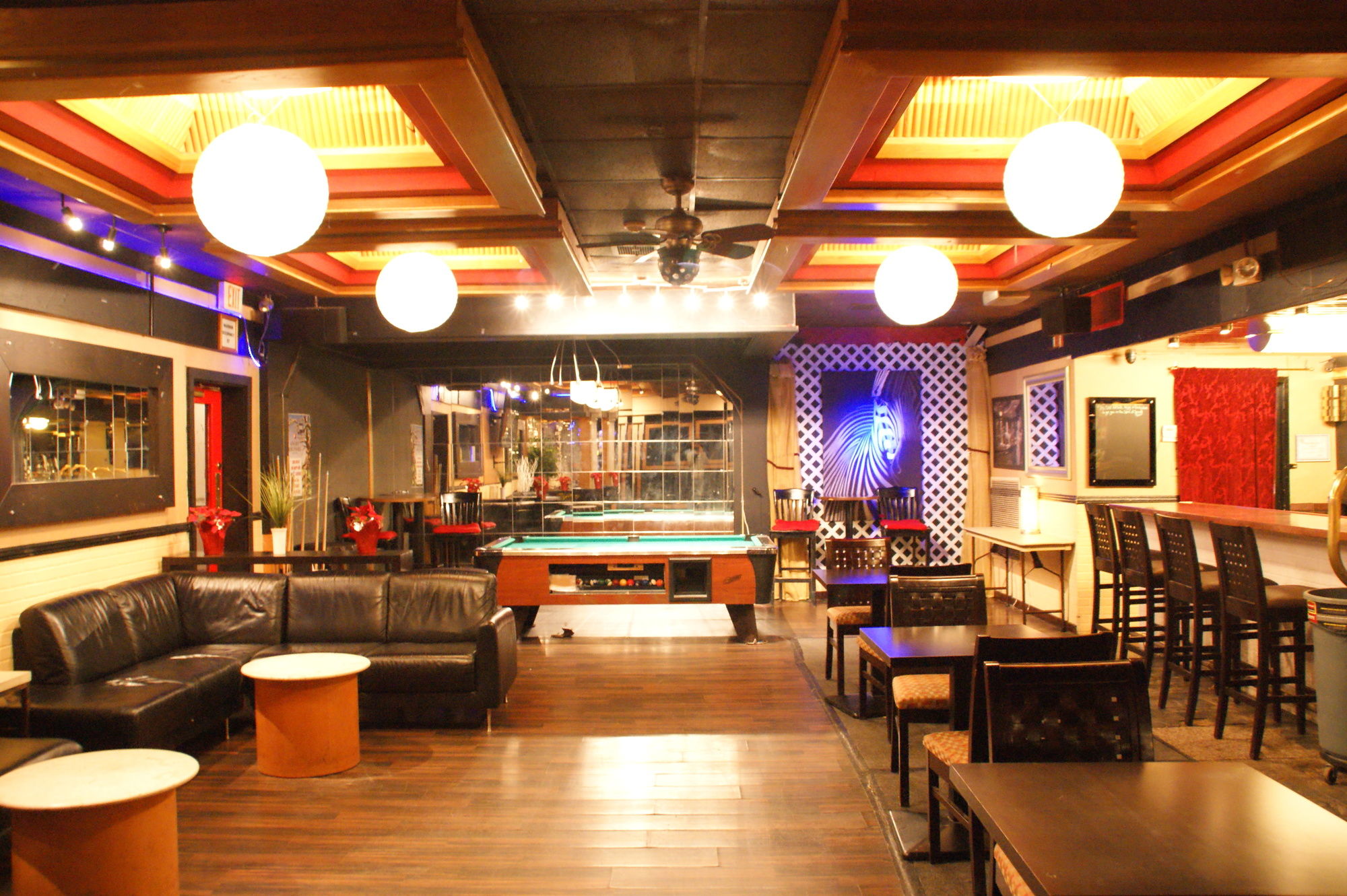 Brentwood Inn & Garden