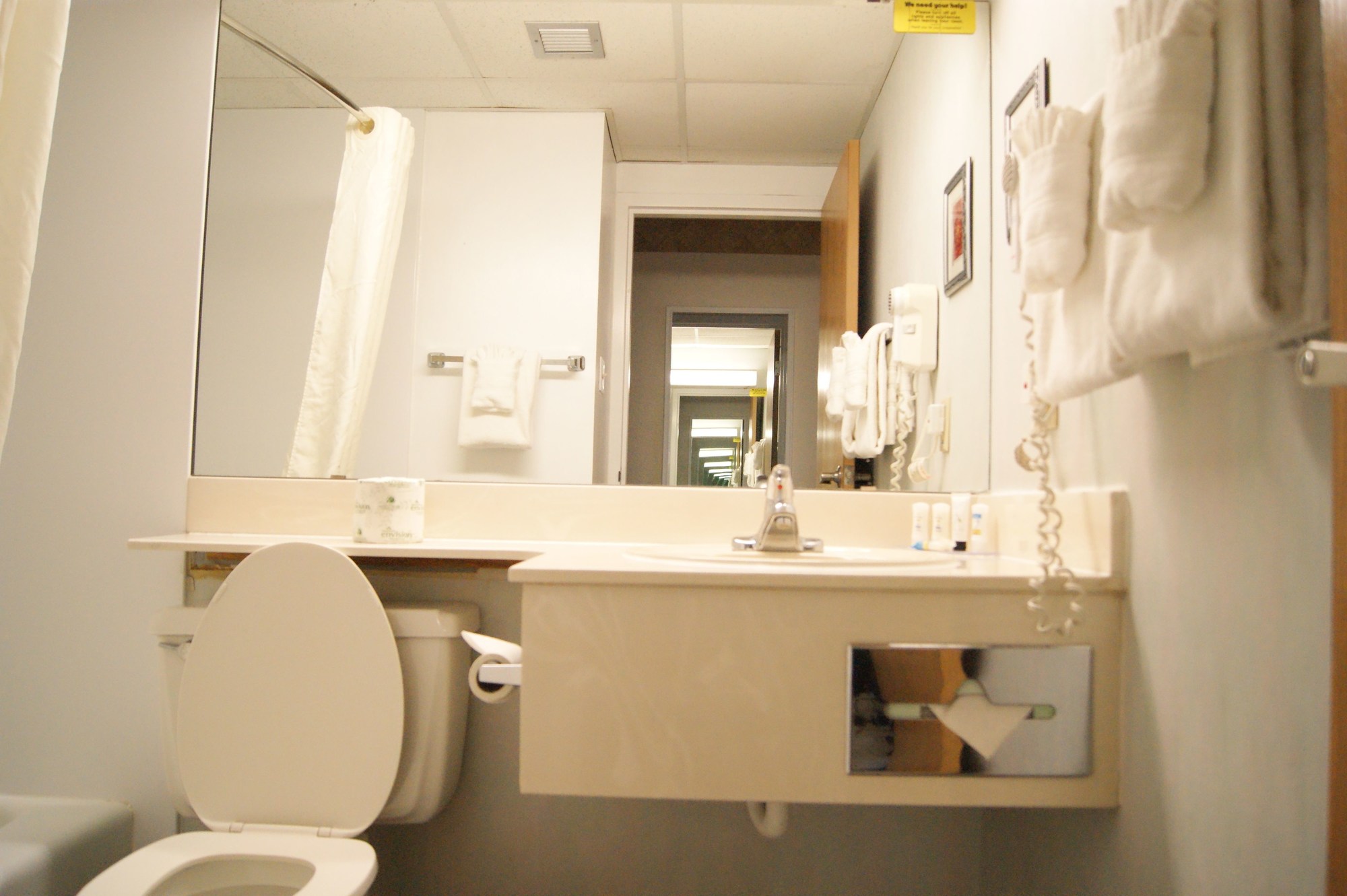 Brentwood Inn & Garden