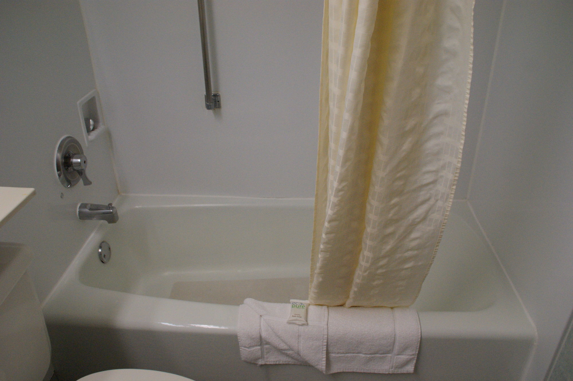 Brentwood Inn & Garden