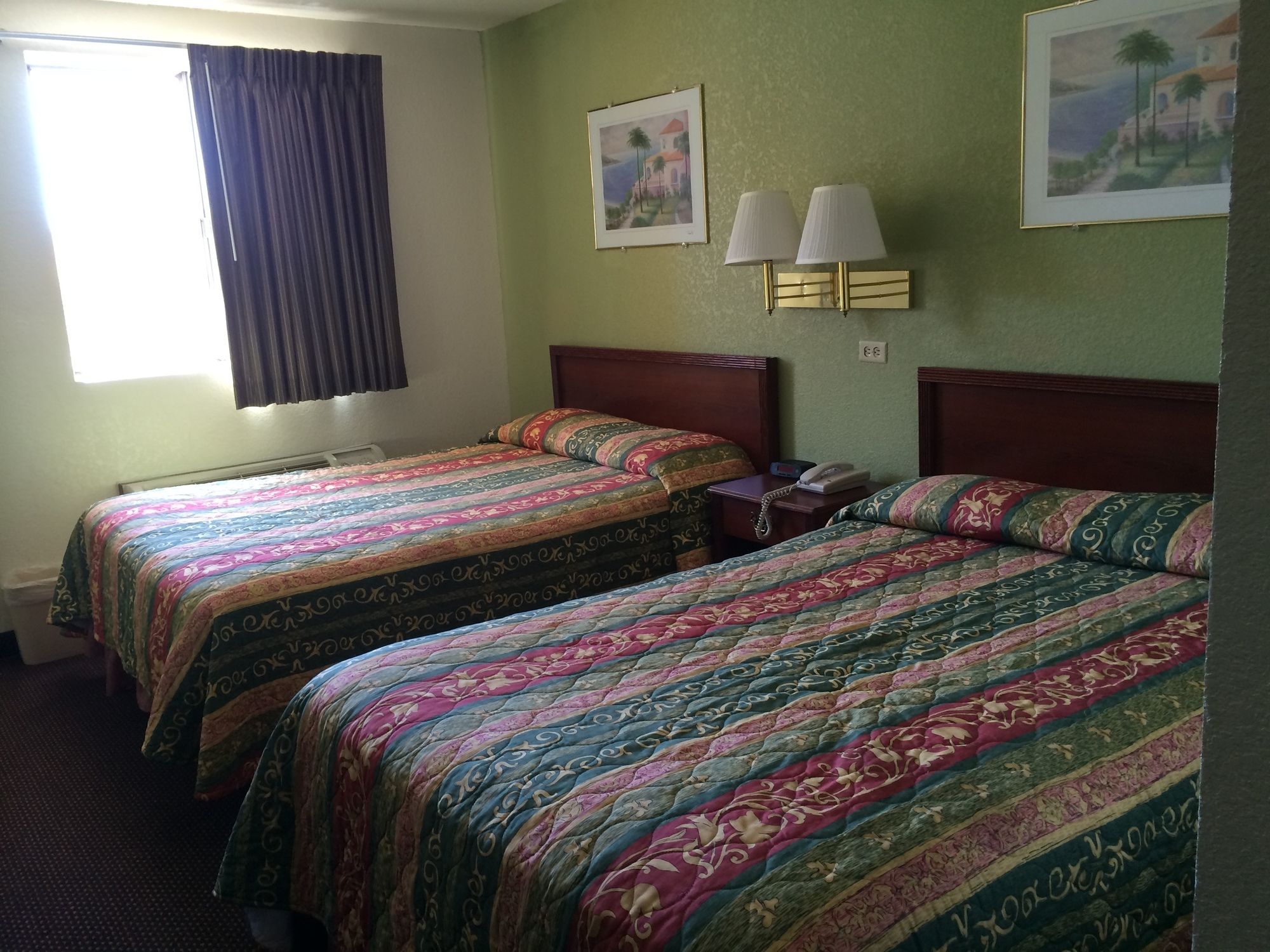 Farmington Inn