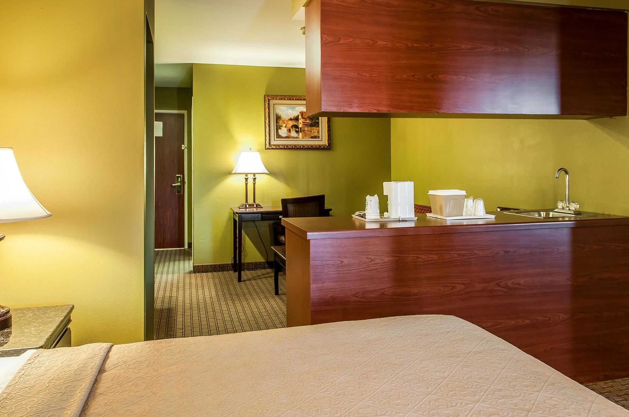 Baymont by Wyndham Farmington