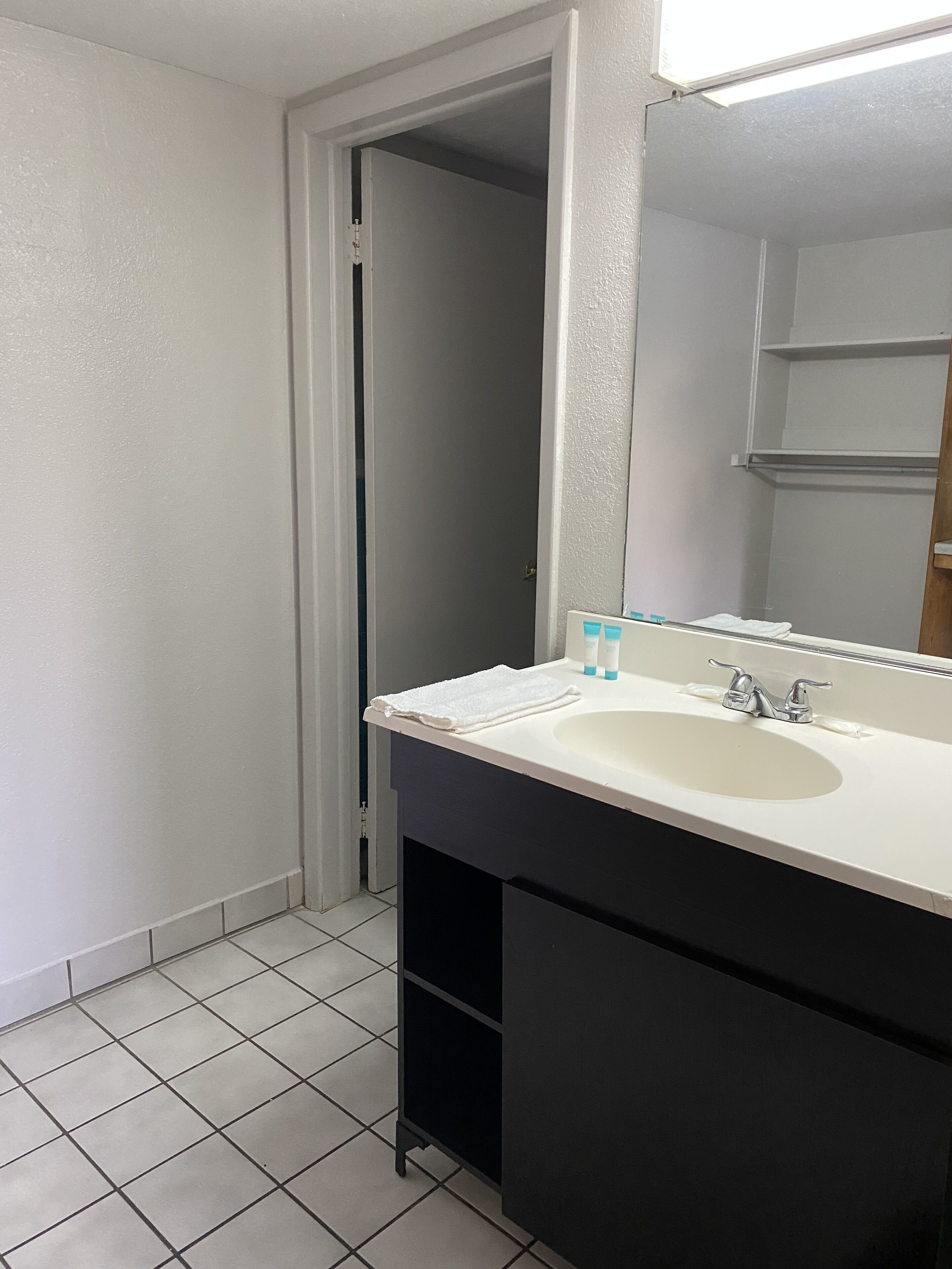 Travelodge by Wyndham Farmington Hwy 64