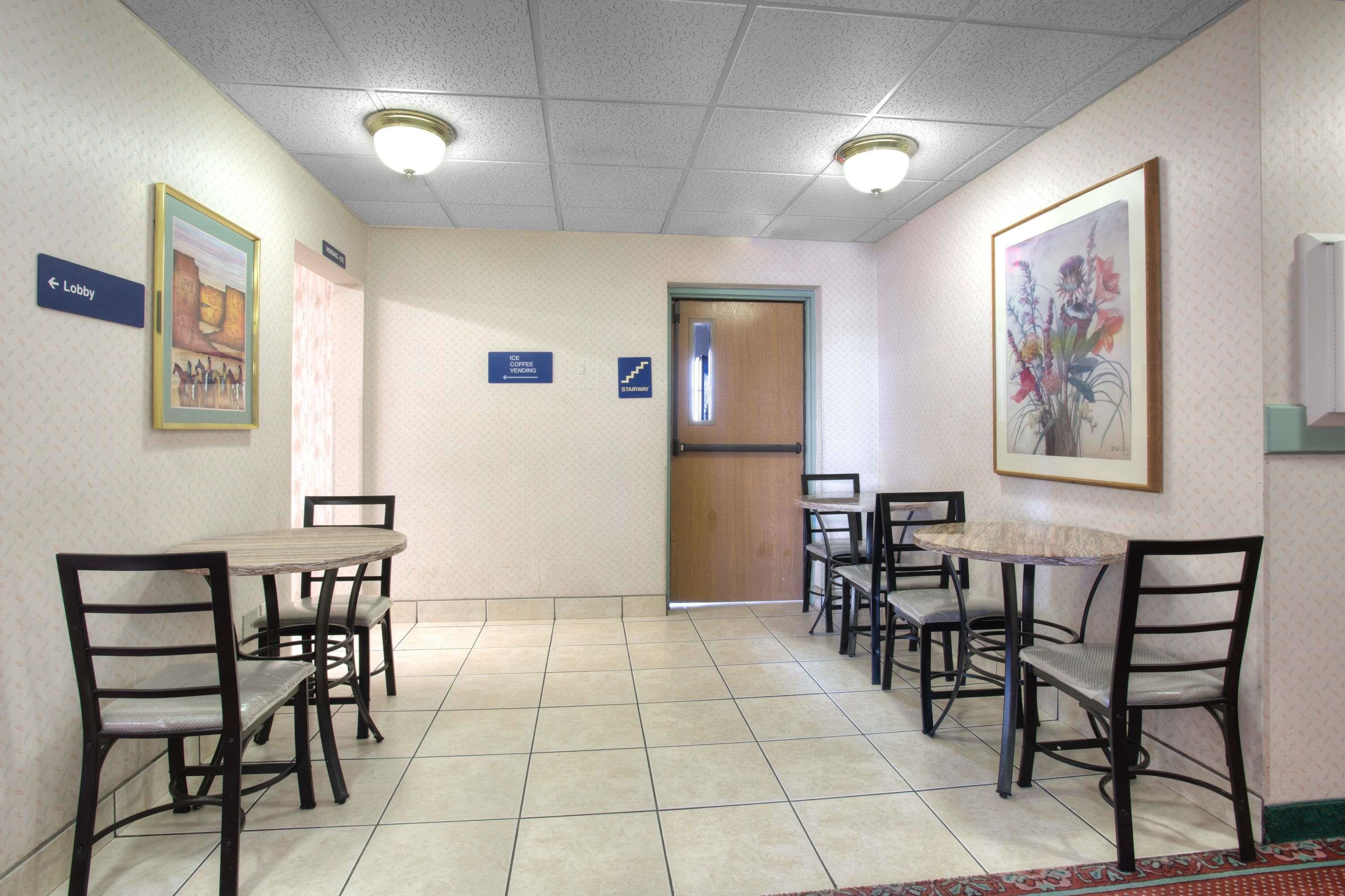 Microtel Inn & Suites by Wyndham Gallup