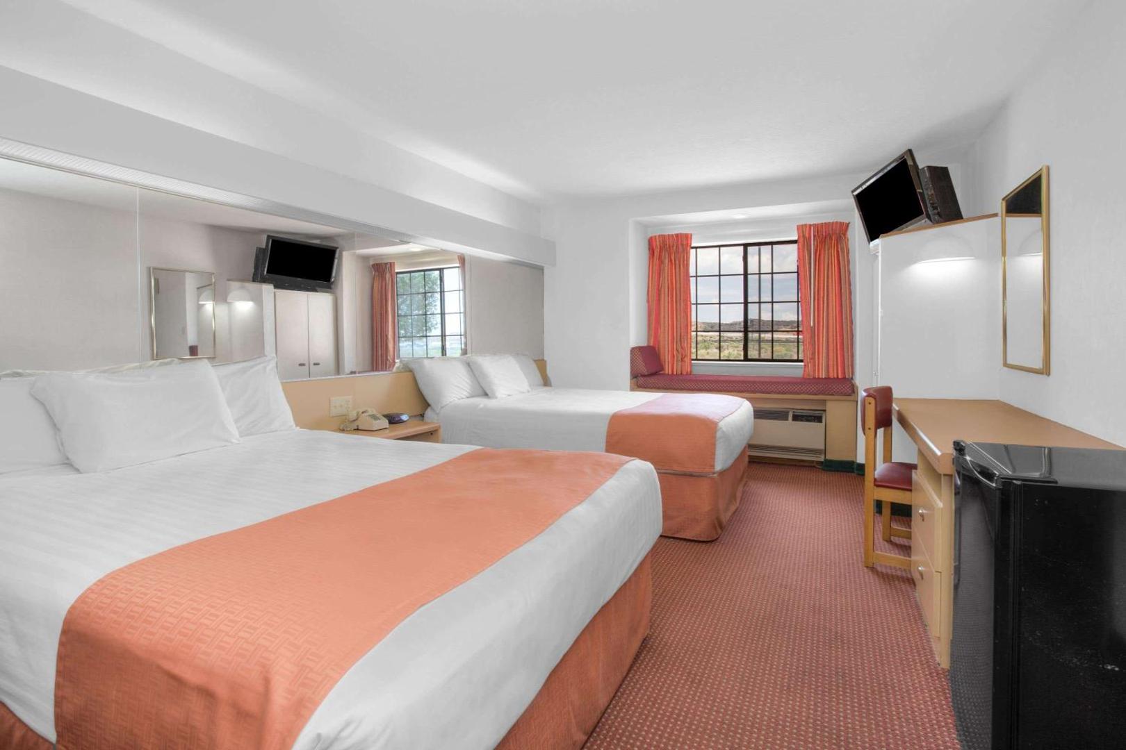 Microtel Inn & Suites by Wyndham Gallup