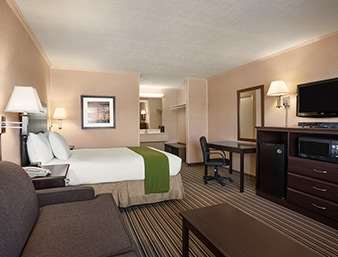 Days Inn by Wyndham Grants