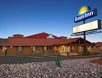Days Inn by Wyndham Grants