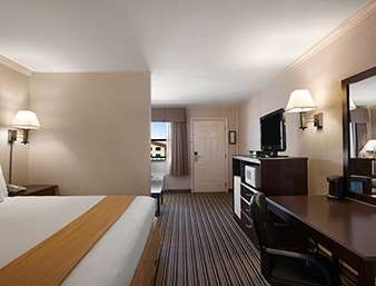 Days Inn by Wyndham Grants