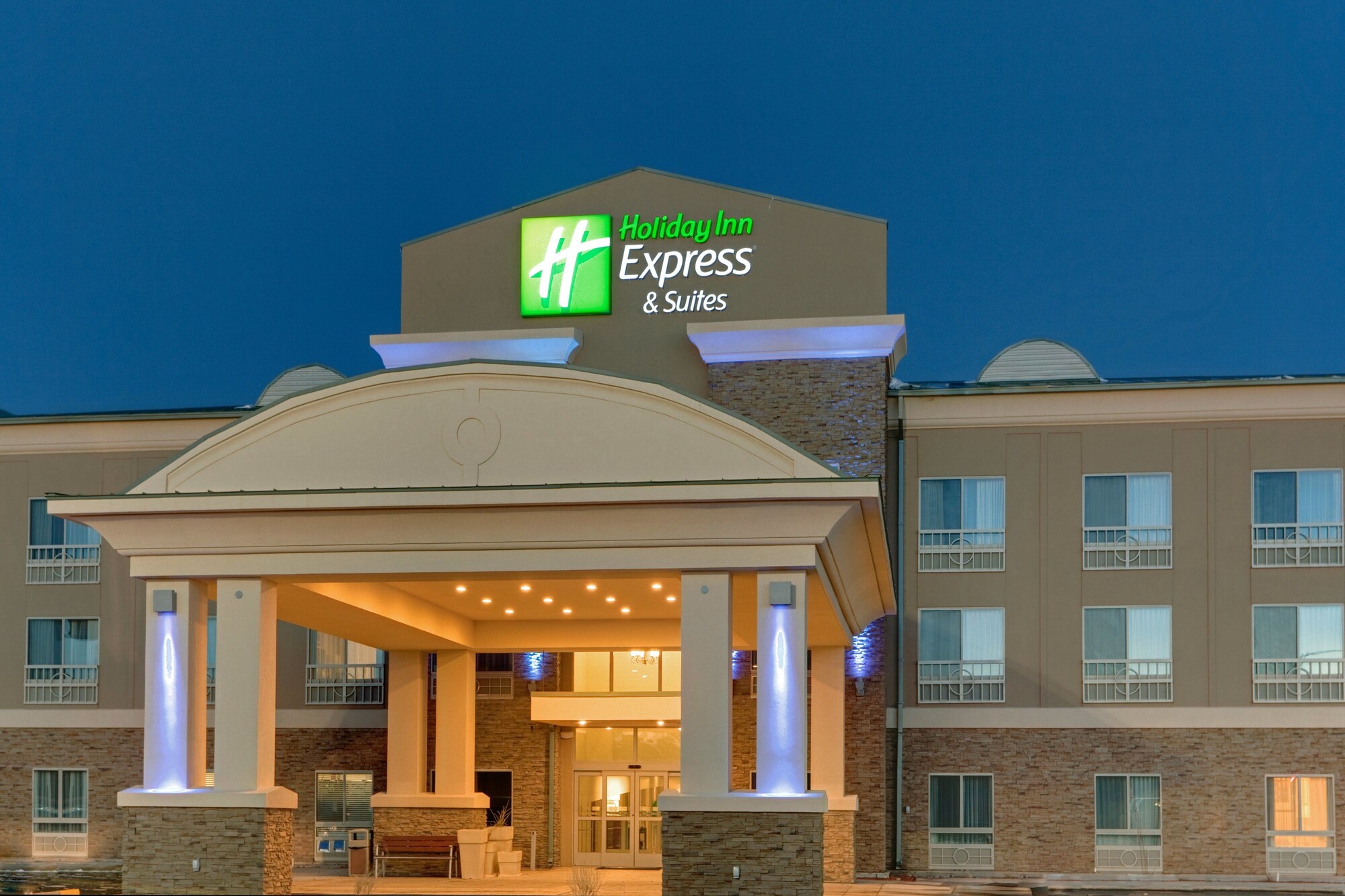 Holiday Inn Express Hotel & Suites Grants - Milan