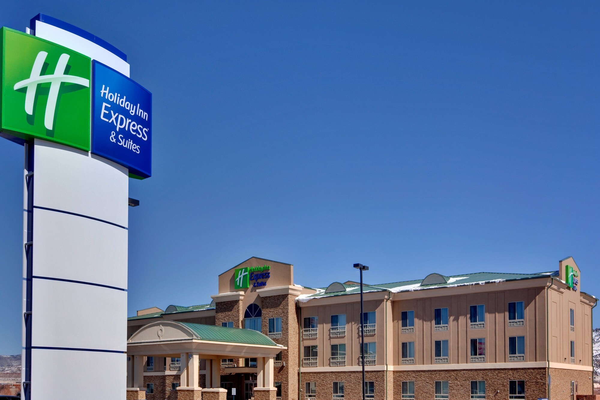 Holiday Inn Express Hotel & Suites Grants - Milan