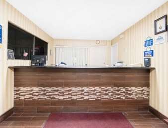 Days Inn by Wyndham Hobbs