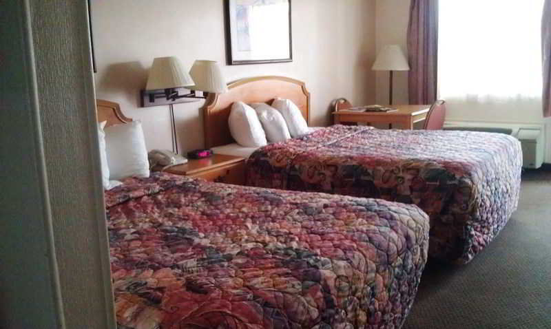 Rodeway Inn & Suites