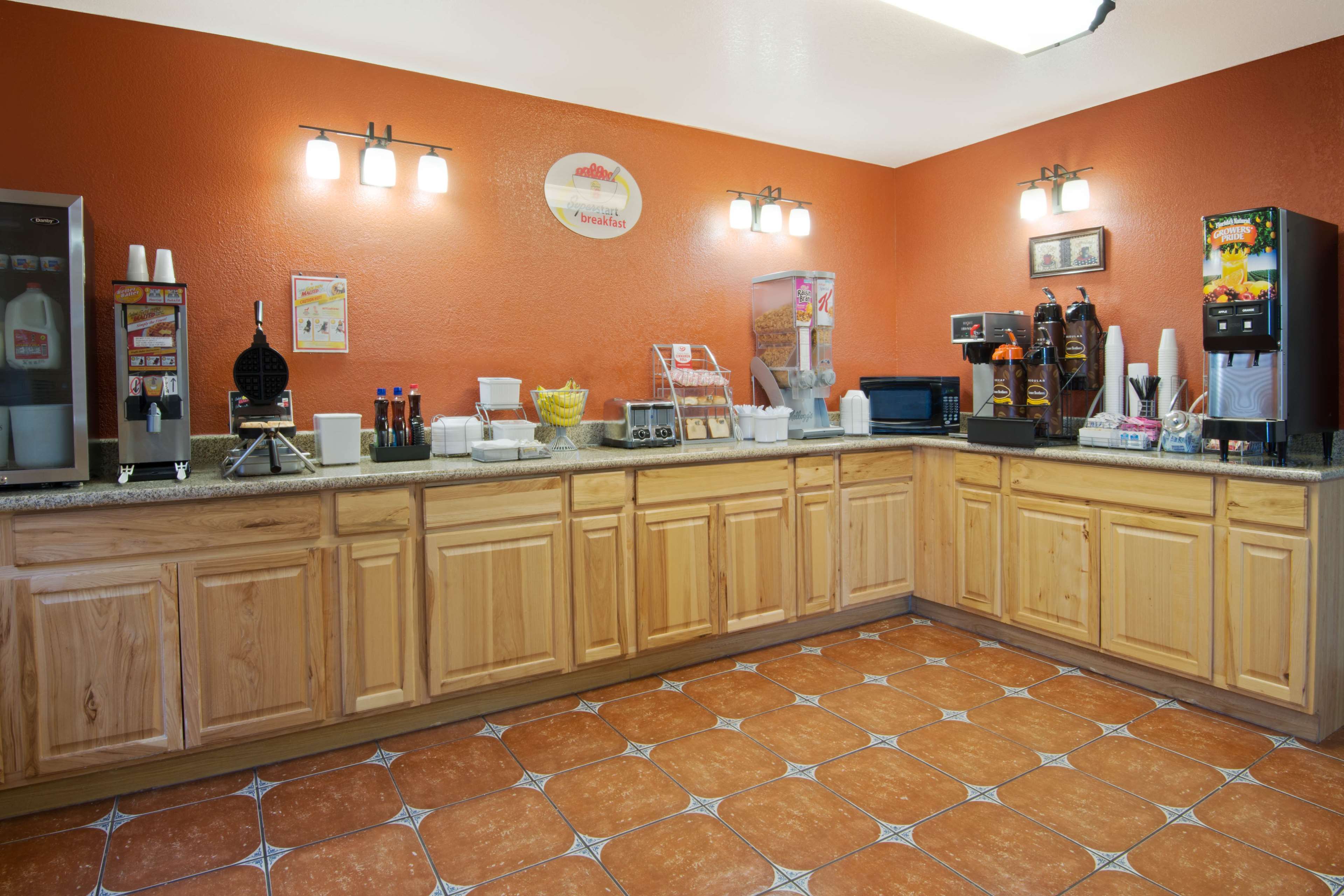 Super 8 by Wyndham Las Cruces/White Sands Area