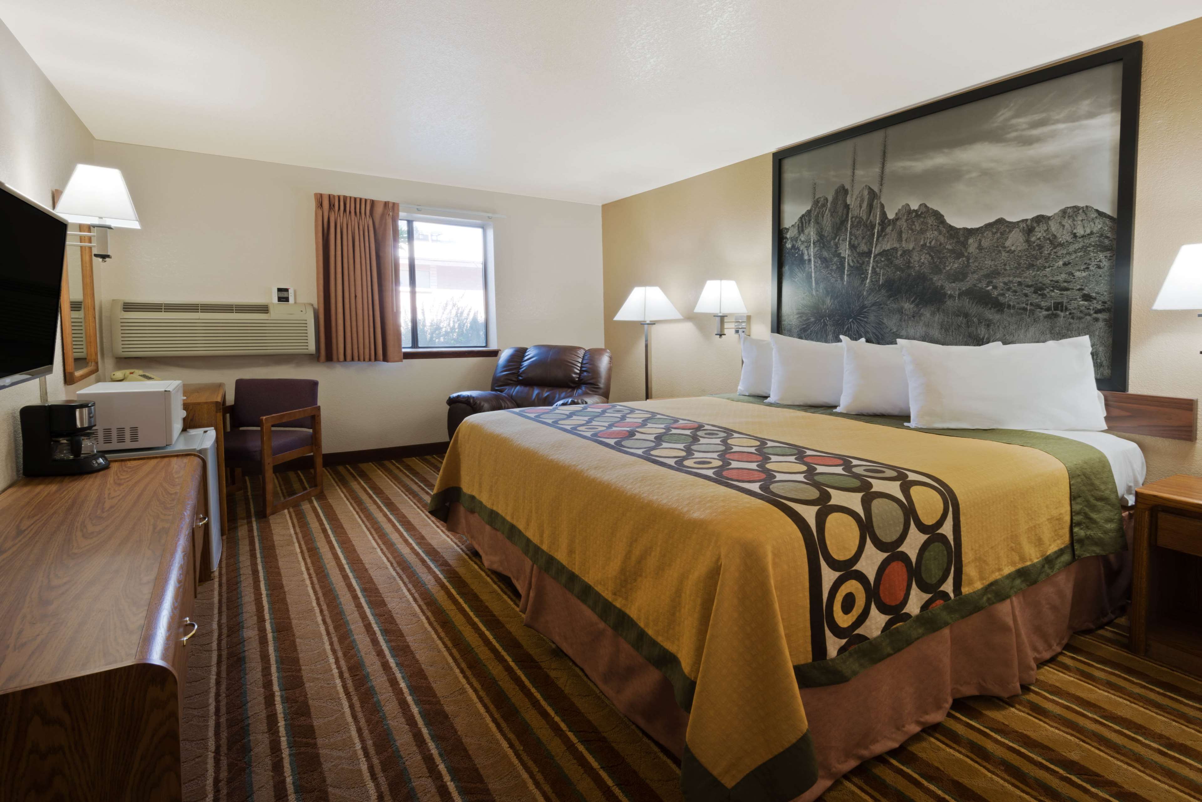 Super 8 by Wyndham Las Cruces/White Sands Area