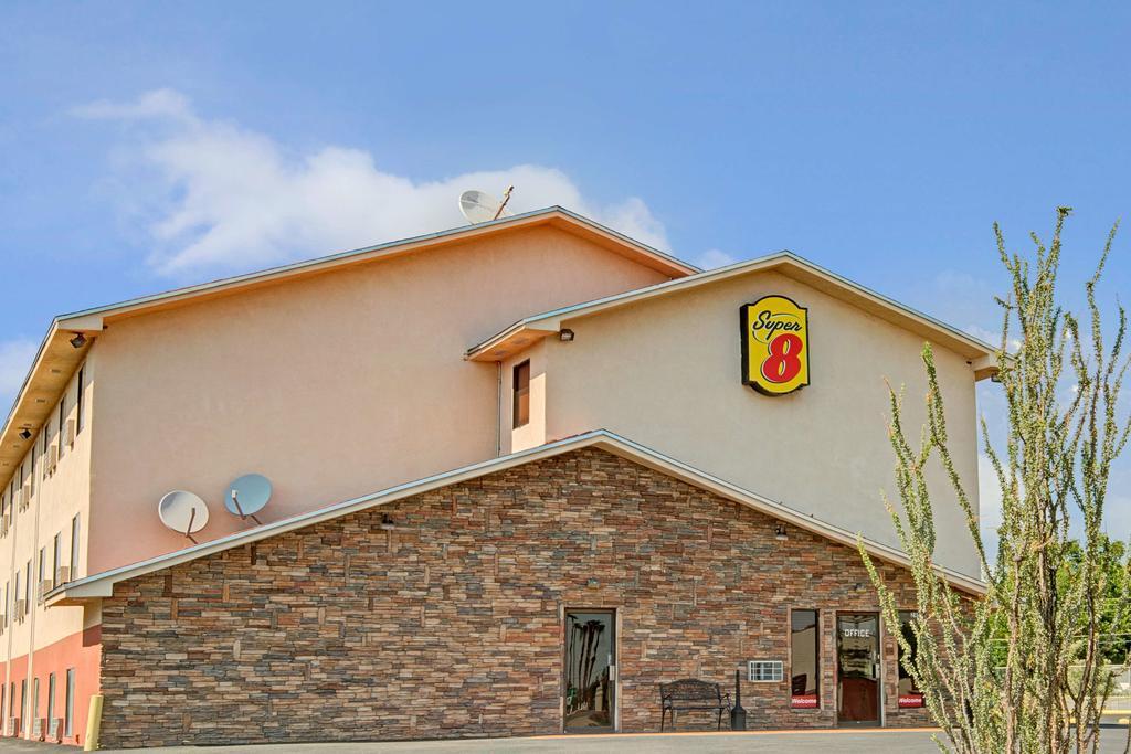 Super 8 by Wyndham Las Cruces/La Posada Lane